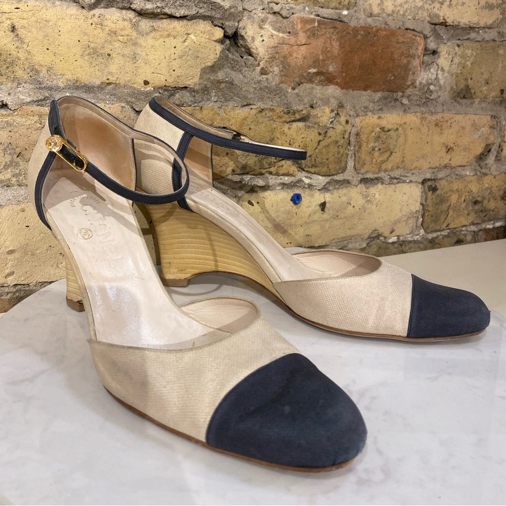 Chanel Vintage Beige Black Wooden Wedge Heels Size 41